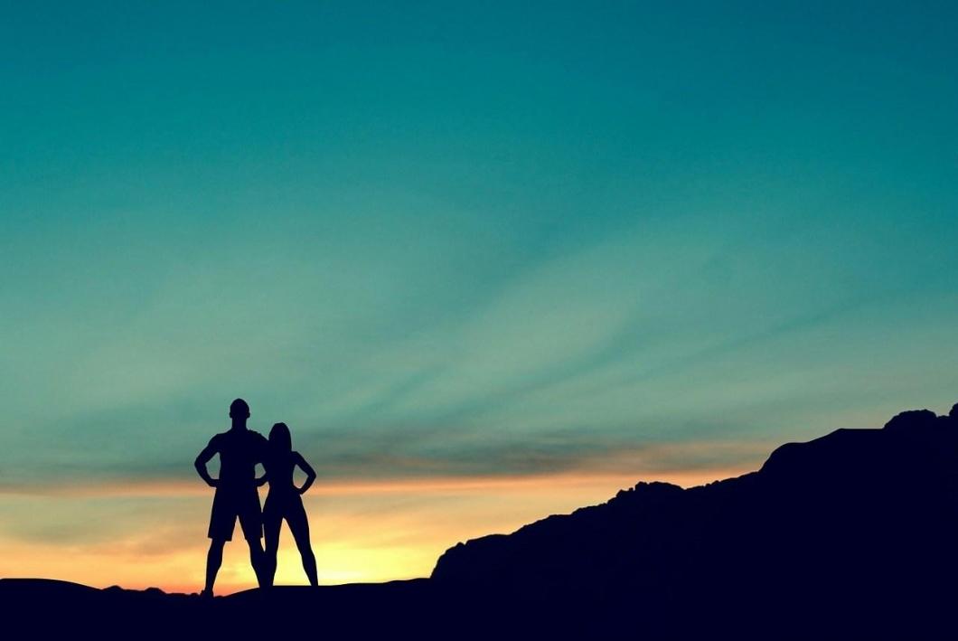 Las Ventajas De Hacer Yoga En Pareja Superprof