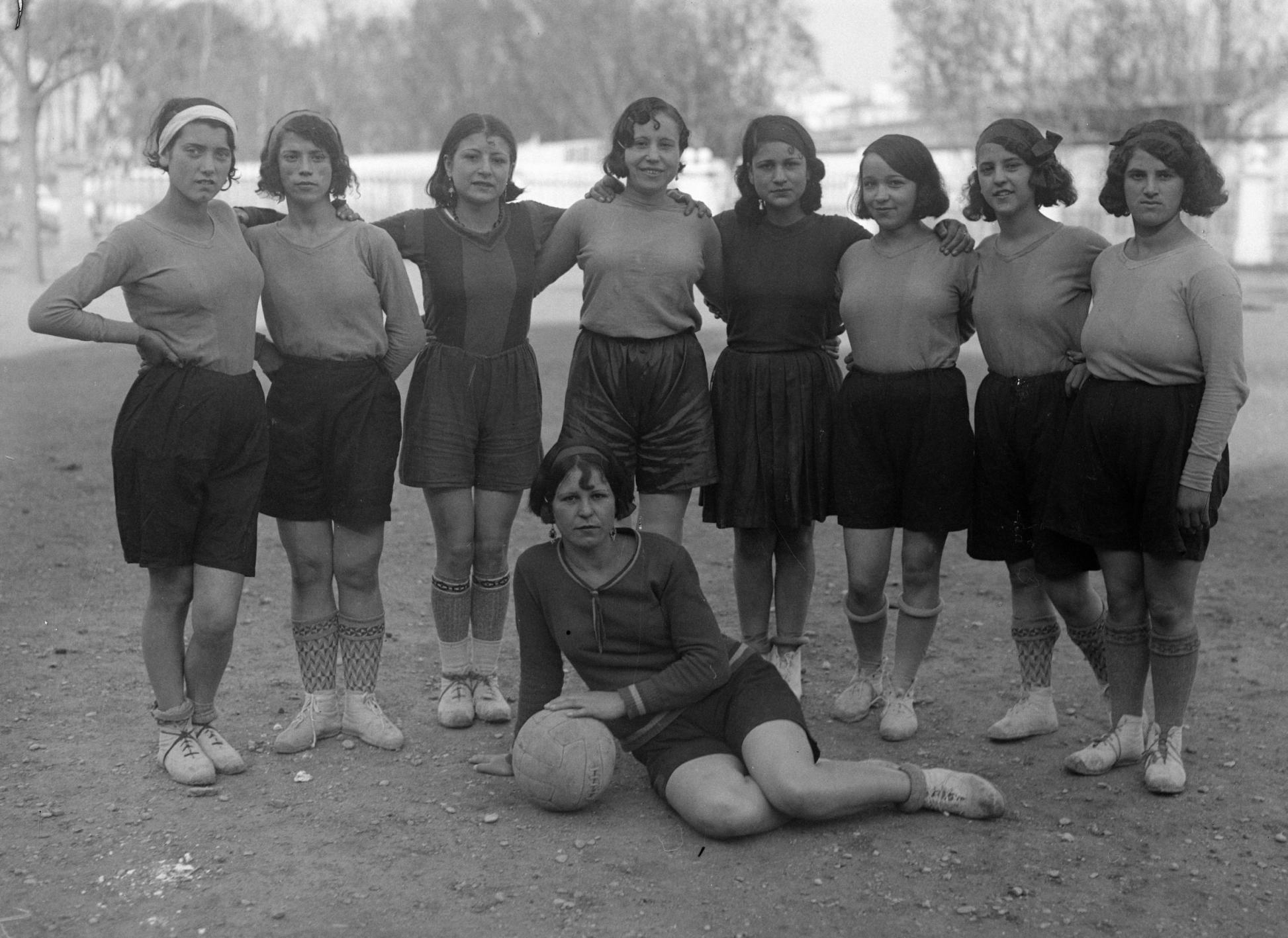 La historia del fútbol femenino | Superprof
